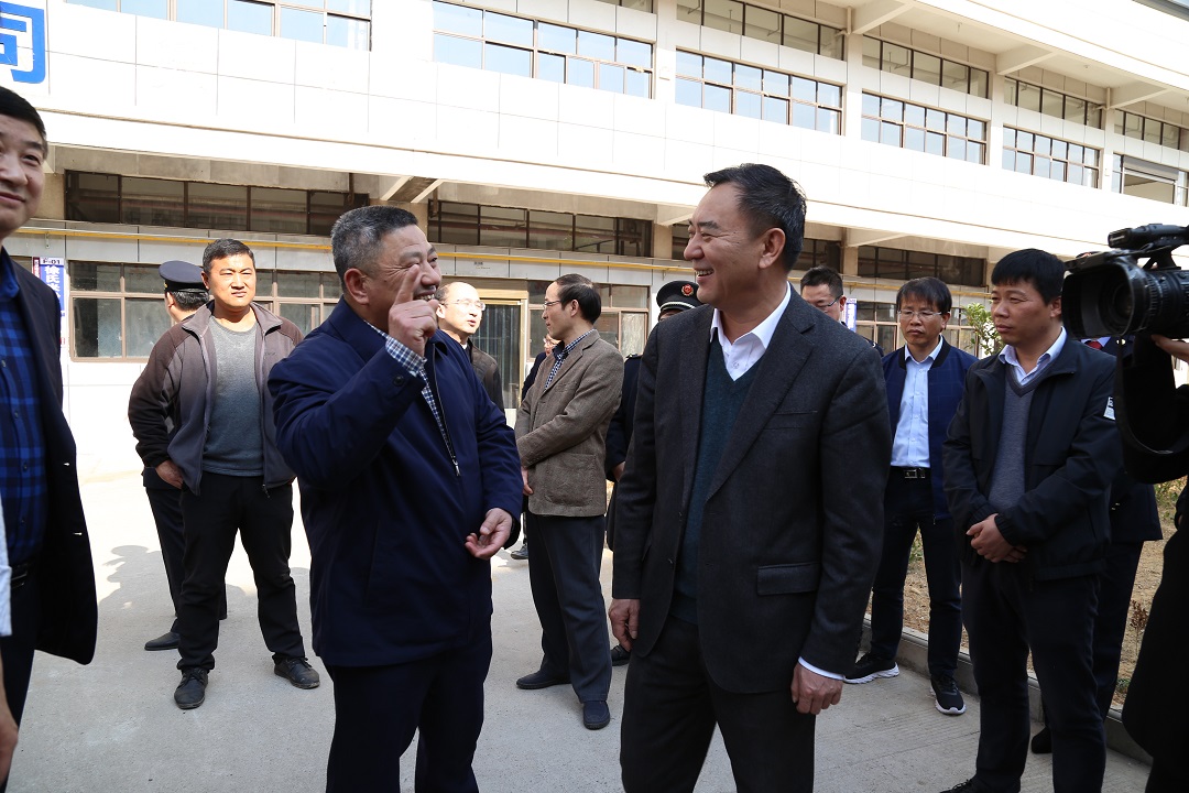 上下齐心，打造放心米粉、豆腐产业